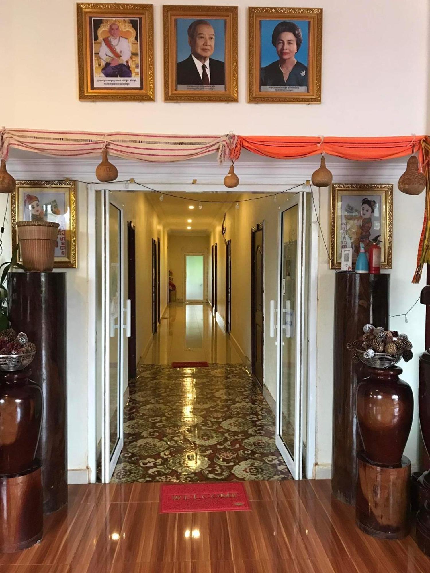 Manel Guesthouse And Restaurant Sen Monourom Dış mekan fotoğraf