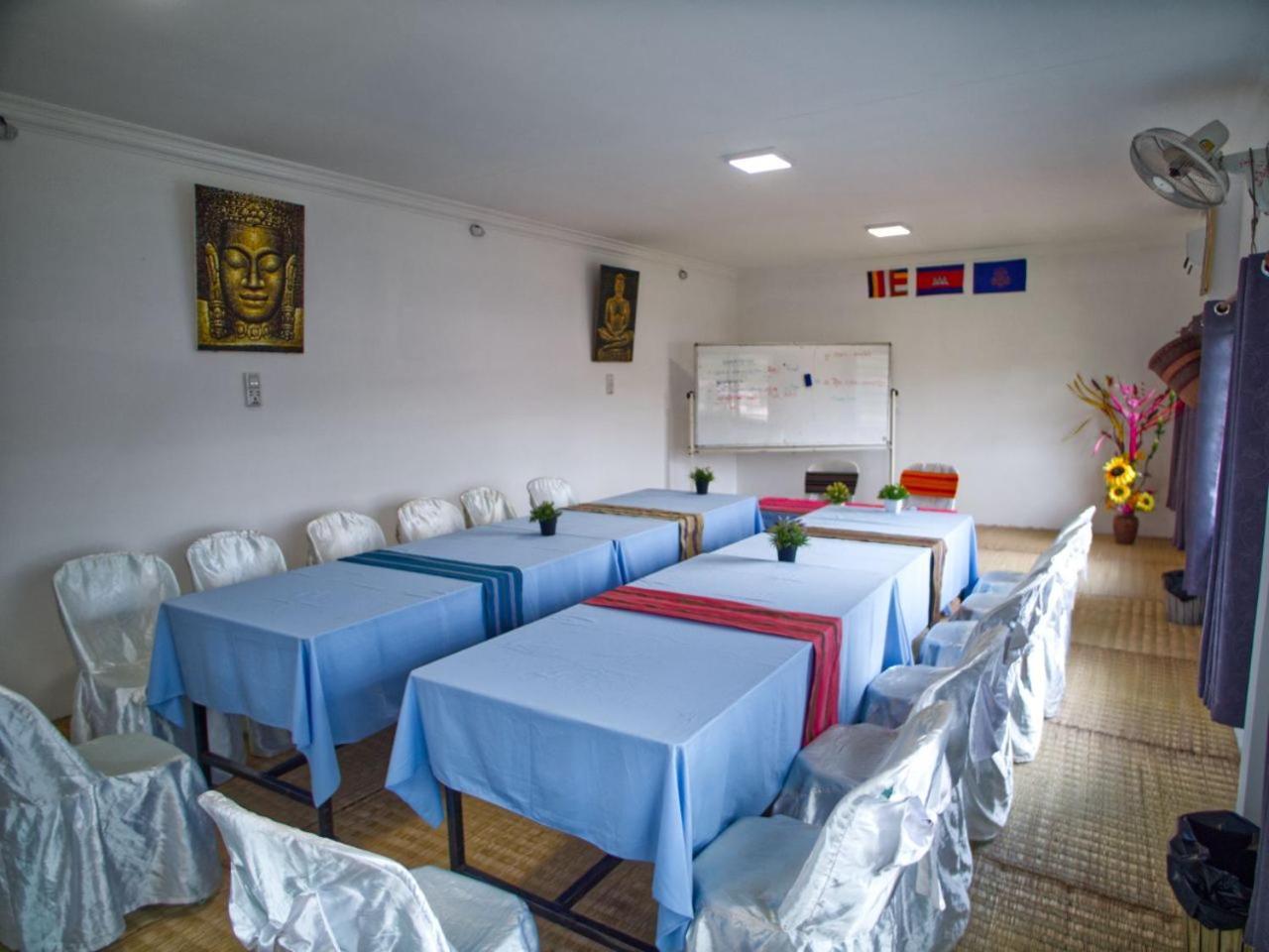 Manel Guesthouse And Restaurant Sen Monourom Dış mekan fotoğraf